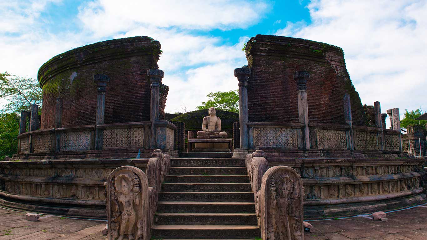 Luxury Small Group Travel in Sri Lanka